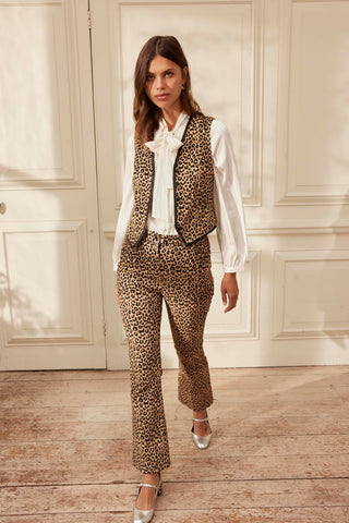 Slim-leg flared trousers